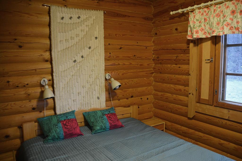 Lomapesae Cottages Pertunmaa Zimmer foto