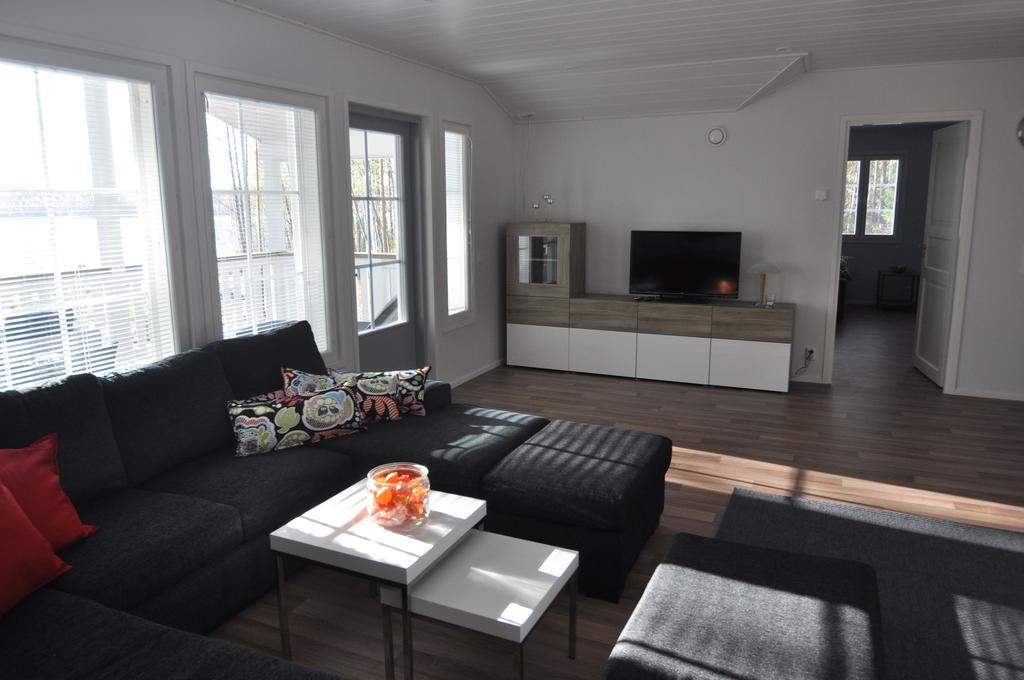 Lomapesae Cottages Pertunmaa Zimmer foto
